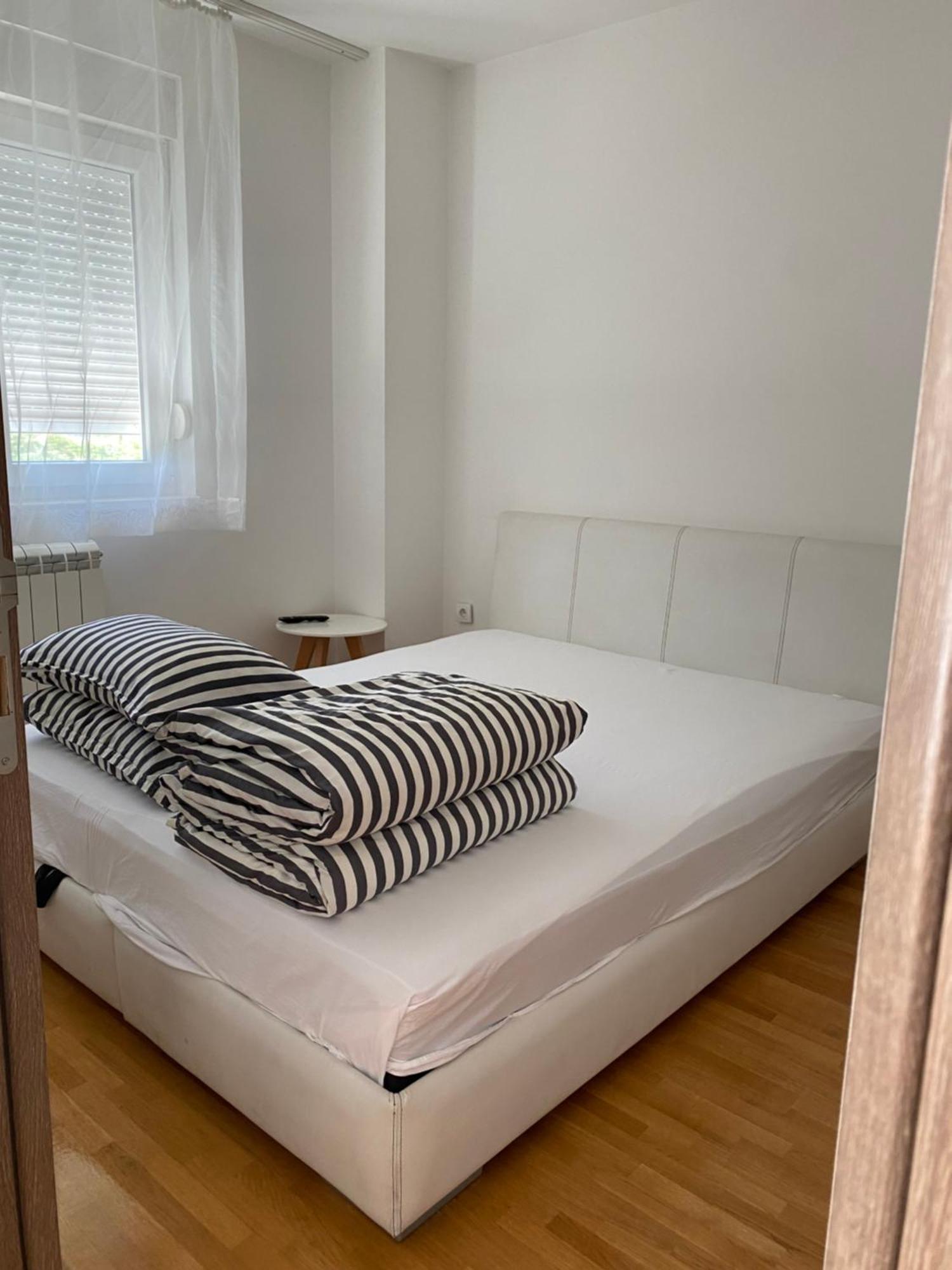 Čačak Cool Apartments With Free Parking מראה חיצוני תמונה