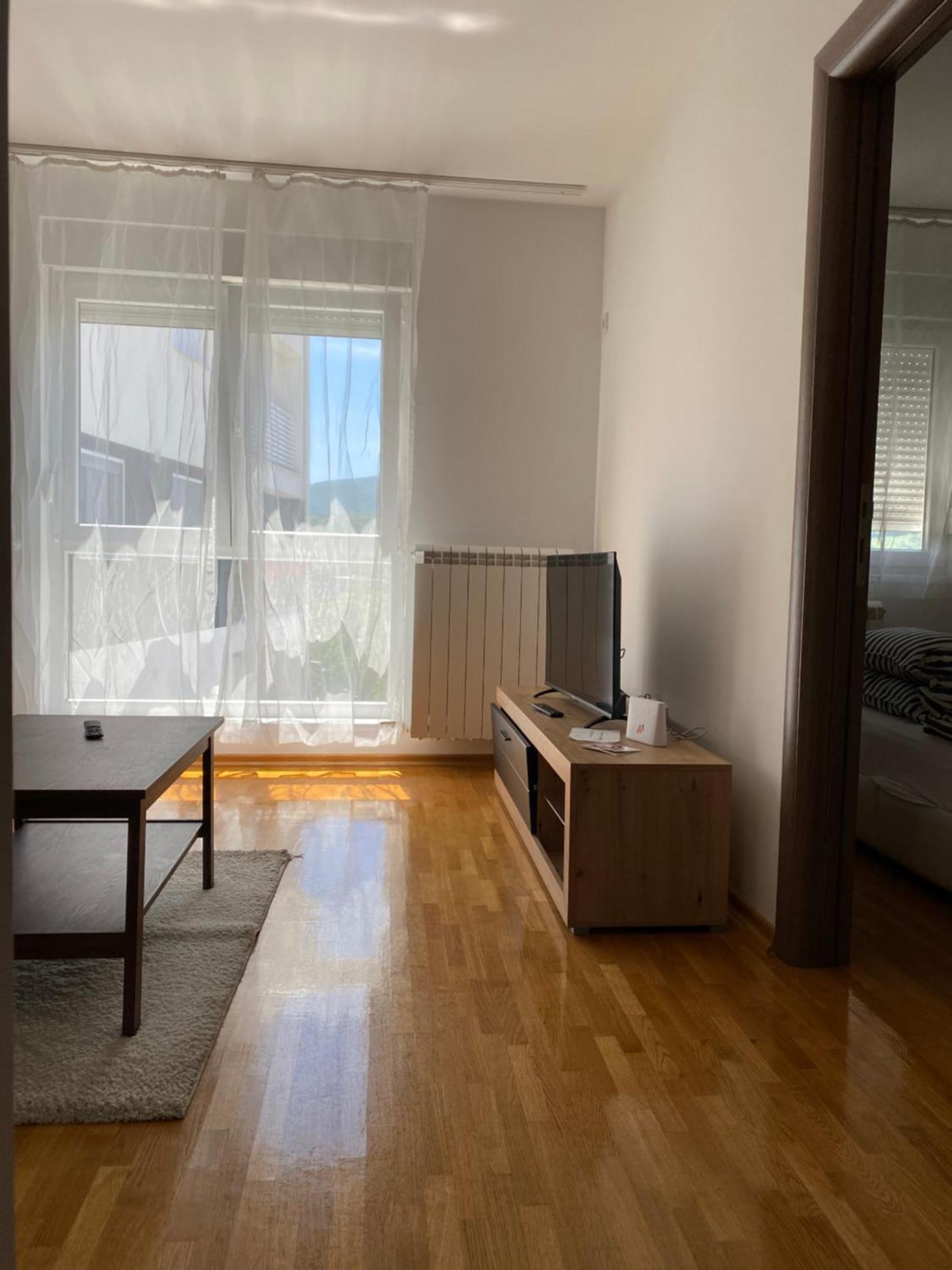Čačak Cool Apartments With Free Parking מראה חיצוני תמונה